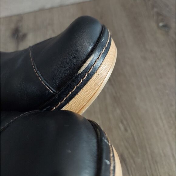 Clarks | Black Preslet Sheen Leather Clog Size 10 - Picture 9 of 10